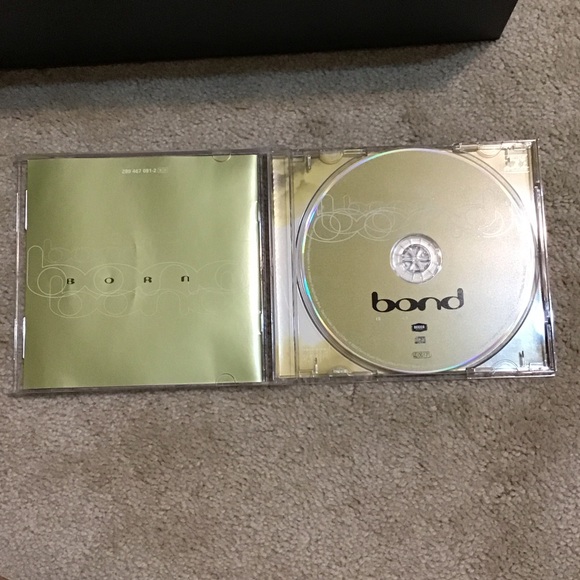 Bond Born CD - 5 for $5 - Picture 3 of 4